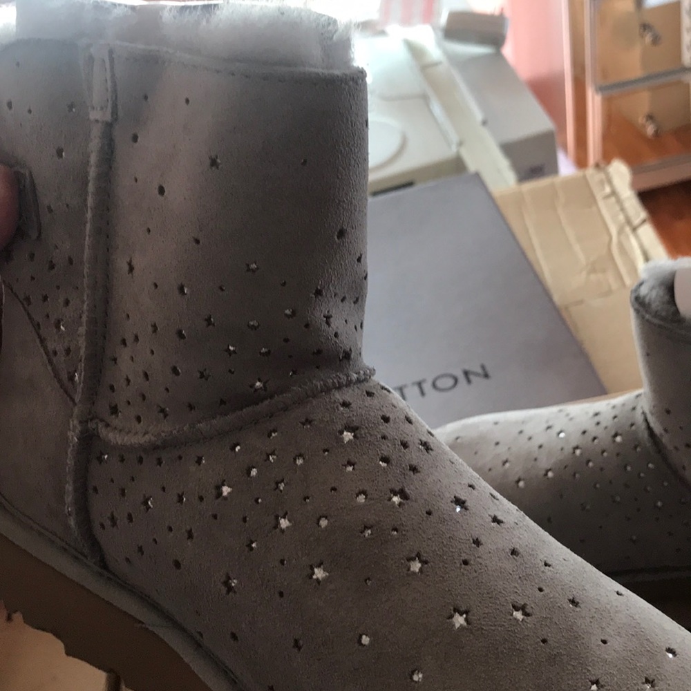 UGG “Stargirl” grey boots with bow - Picture 6 of 6